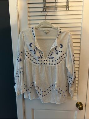 Lucky Brand White Peasant Blouse with Blue Embroidery
